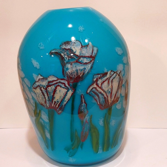 HANDMADE GRAAL GLASS VASE, TULIPS ON BLUE BACKGROUND - Picture 1 of 7